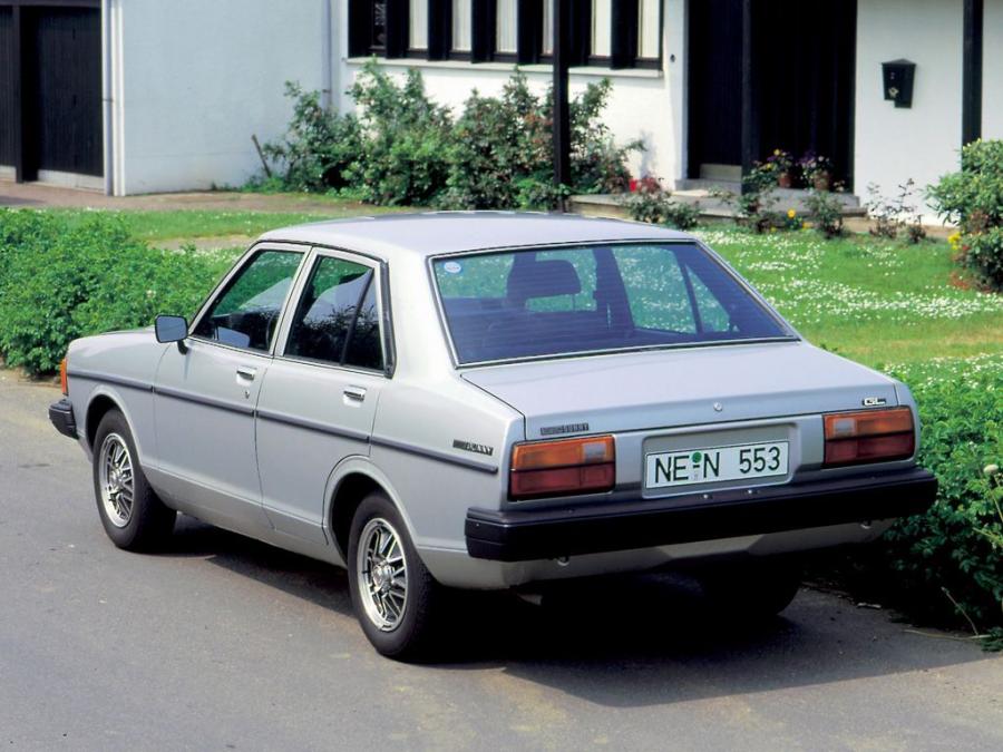  Datsun Sunny Sedan 1980 года  (фото 3 из 3)